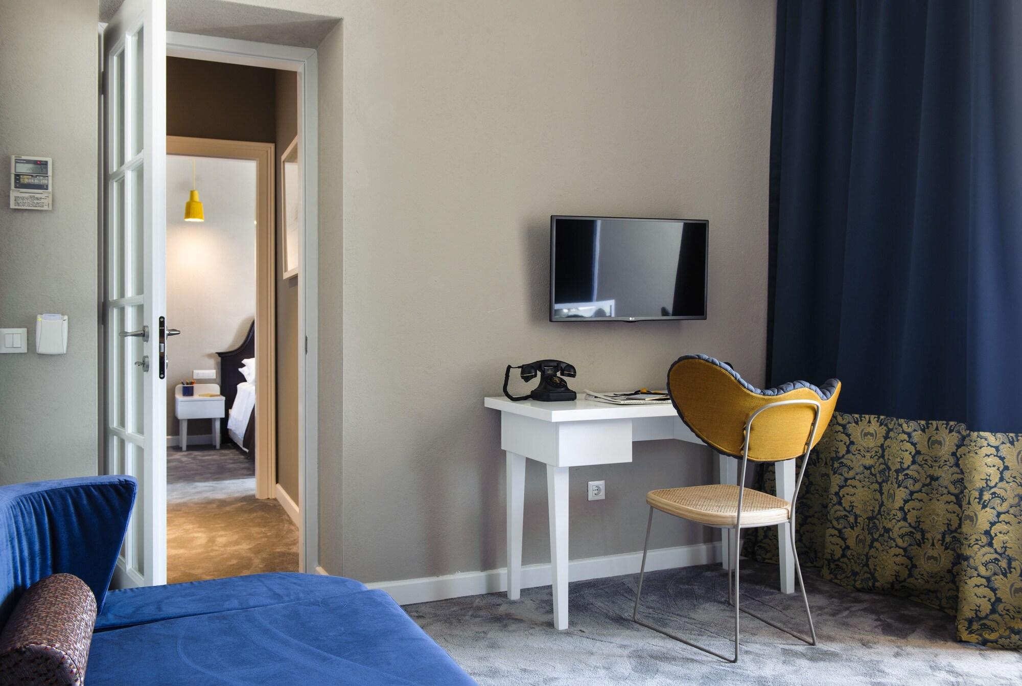 XII Century Heritage Hotel Trogir Ngoại thất bức ảnh