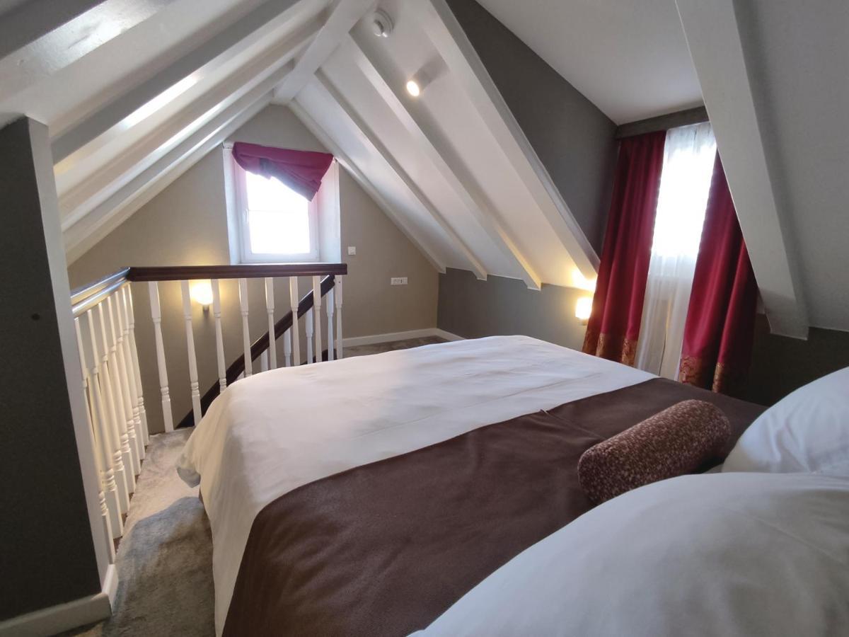 XII Century Heritage Hotel Trogir Ngoại thất bức ảnh