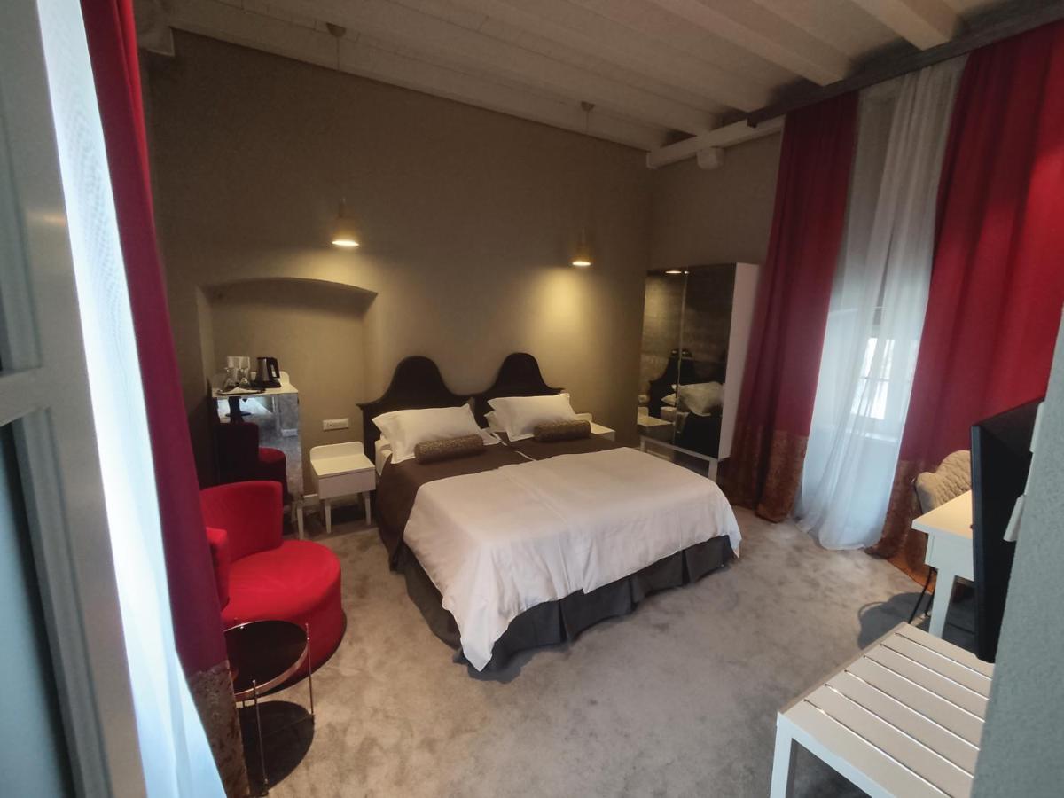 XII Century Heritage Hotel Trogir Ngoại thất bức ảnh