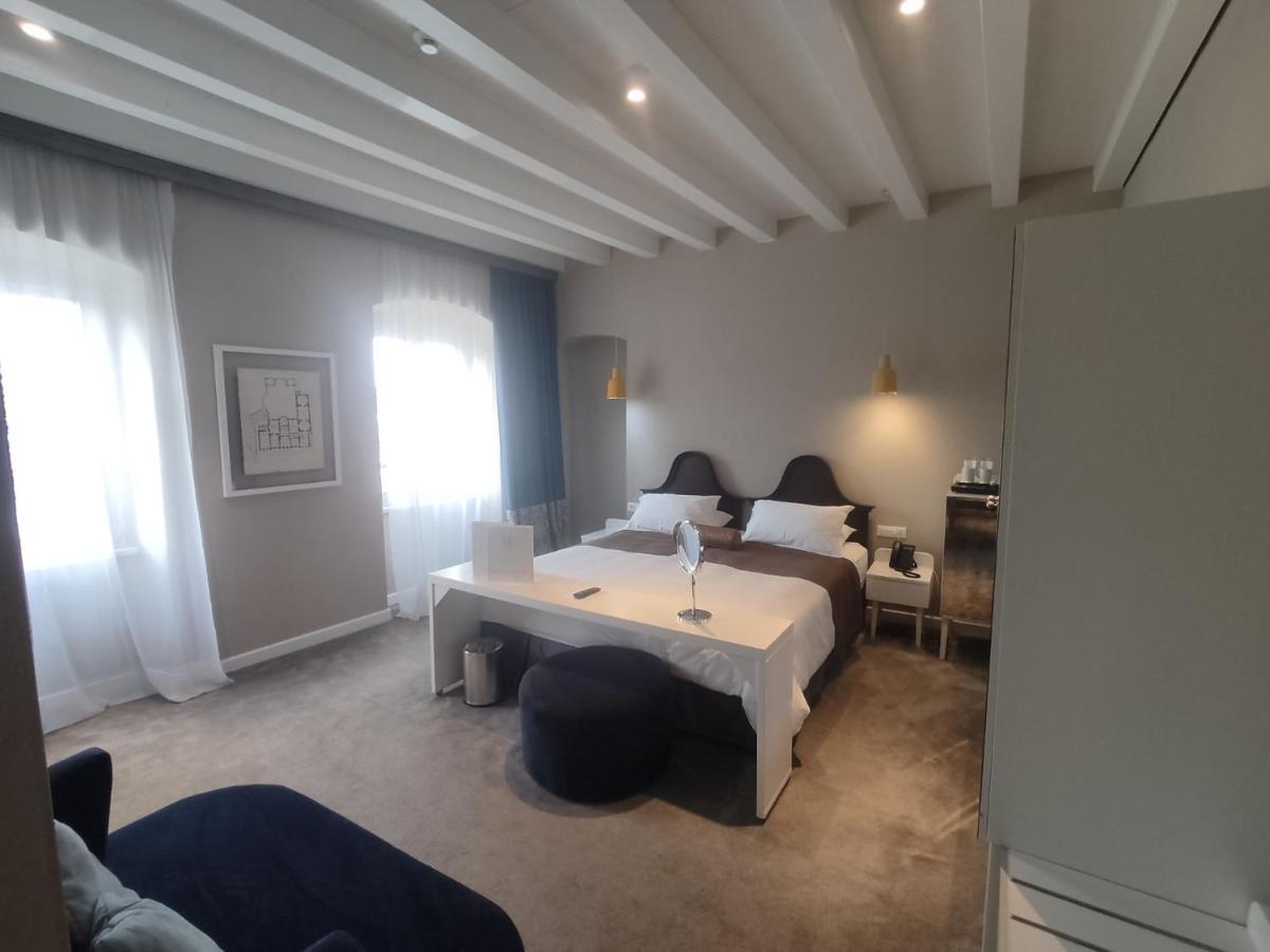 XII Century Heritage Hotel Trogir Ngoại thất bức ảnh