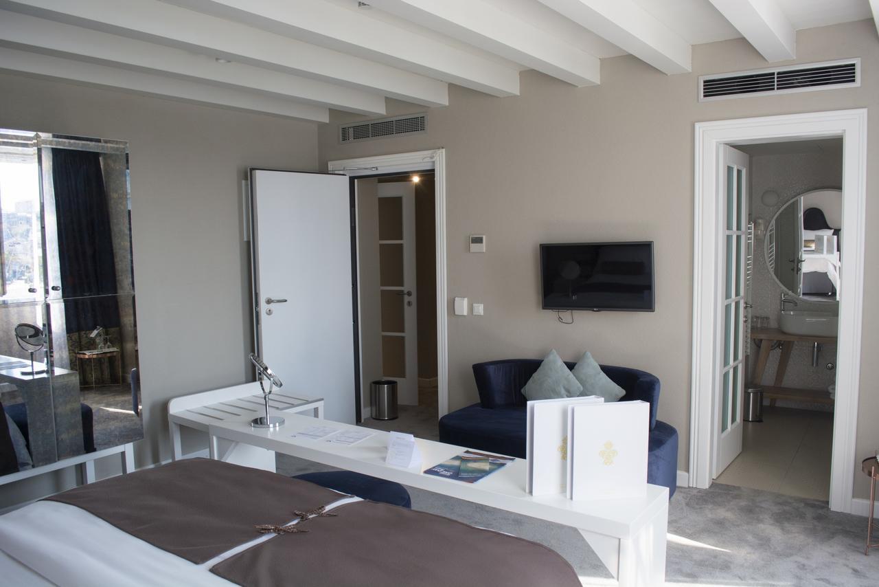 XII Century Heritage Hotel Trogir Ngoại thất bức ảnh